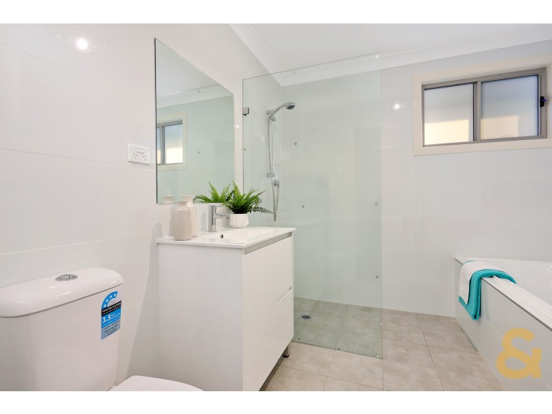 11/111-113 Canberra Street, Oxley Park NSW 2760