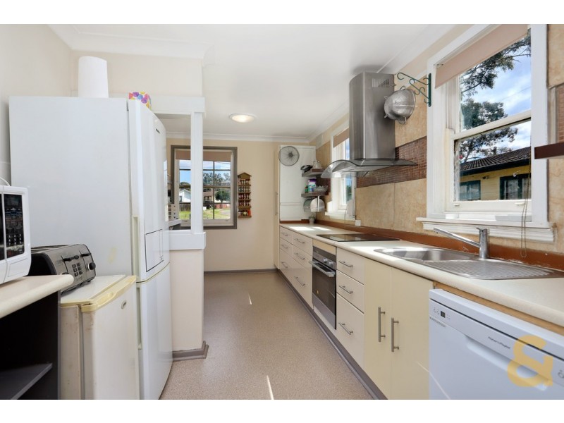 70 Captain Cook Drive, Willmot NSW 2770
