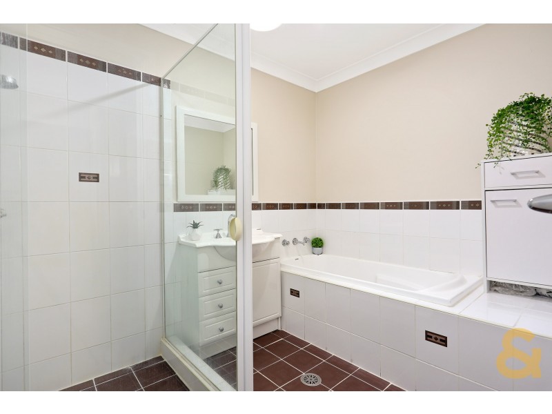 8 Bond Place, Oxley Park NSW 2760