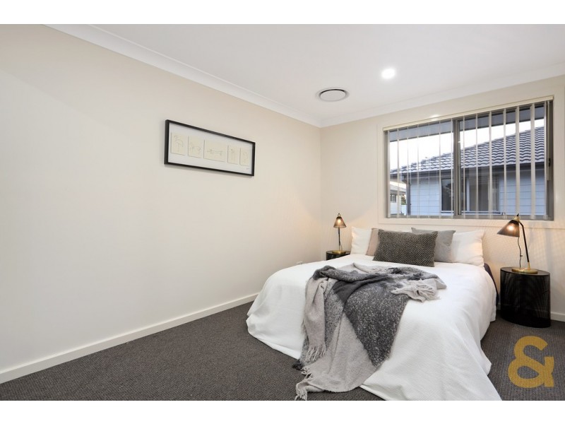 2/111-113 Canberra Street, Oxley Park NSW 2760
