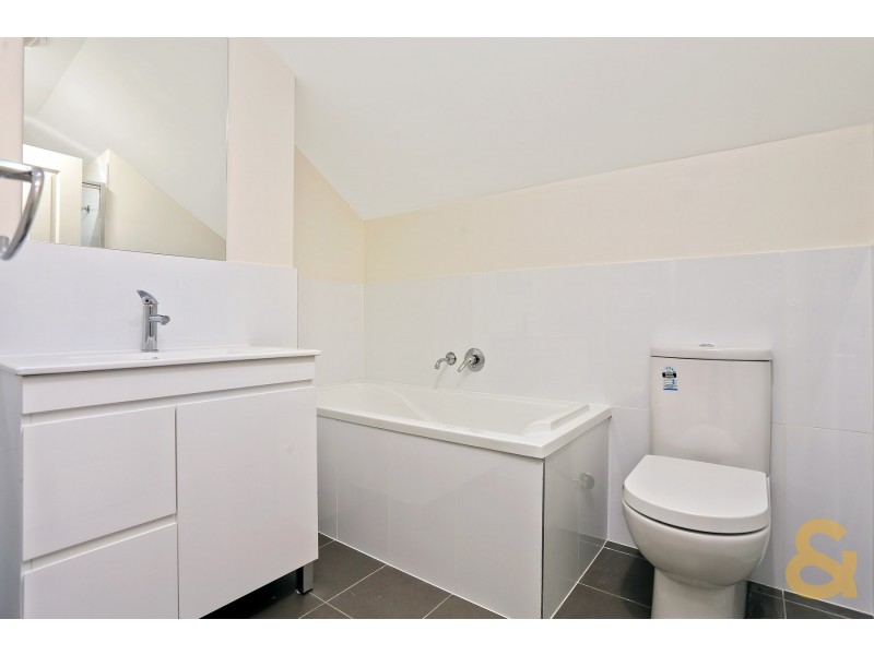 4/117 Canberra Street, Oxley Park NSW 2760