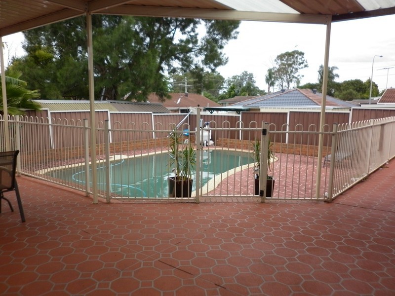 24 Hegel, Emerton NSW 2770