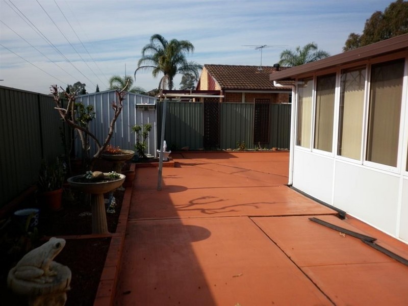 7 Woodvale Close, Plumpton NSW 2761