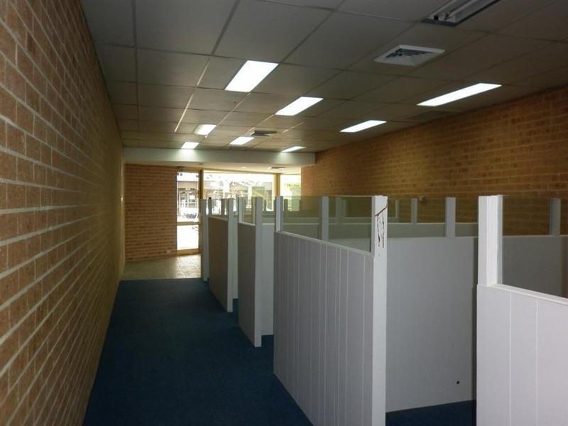 2/211 Queen, St Marys NSW 2760