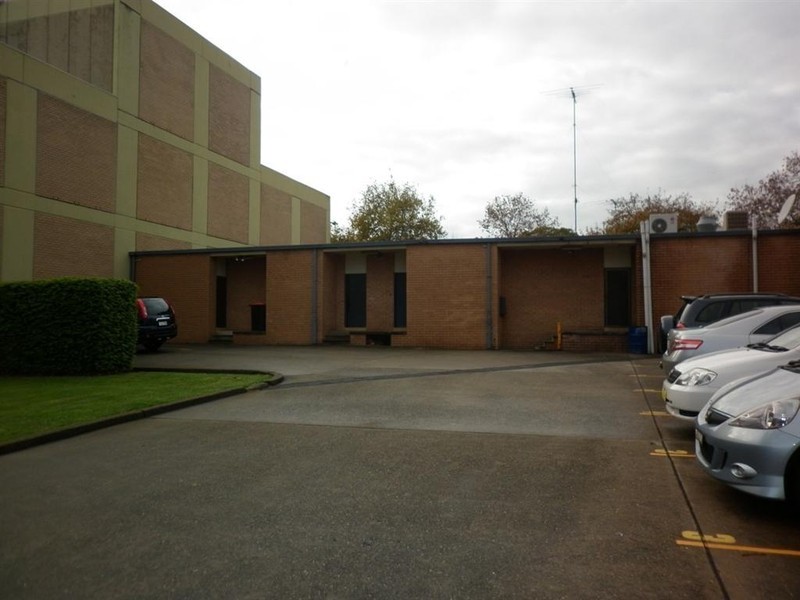 2/211 Queen, St Marys NSW 2760