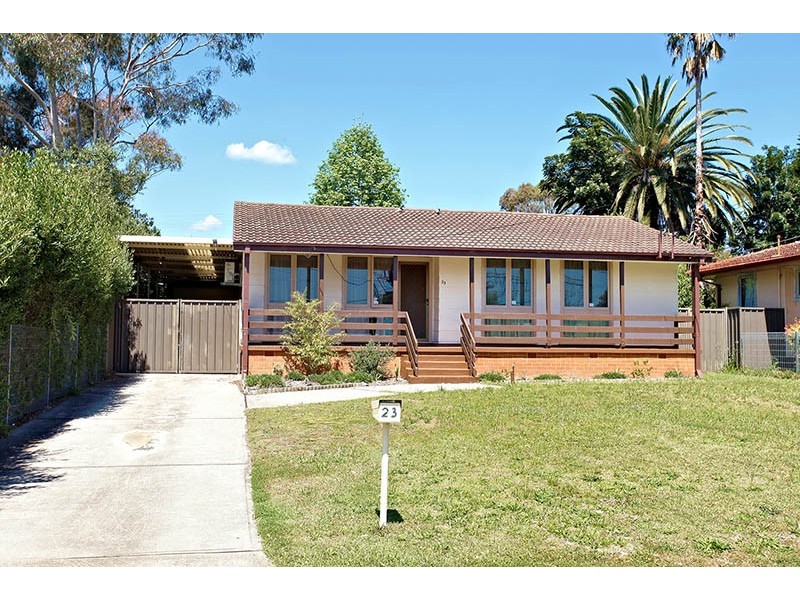 23 Parkes Crescent, Blackett NSW 2770