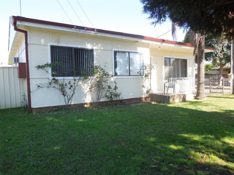 68 Carpenter, Colyton NSW 2760