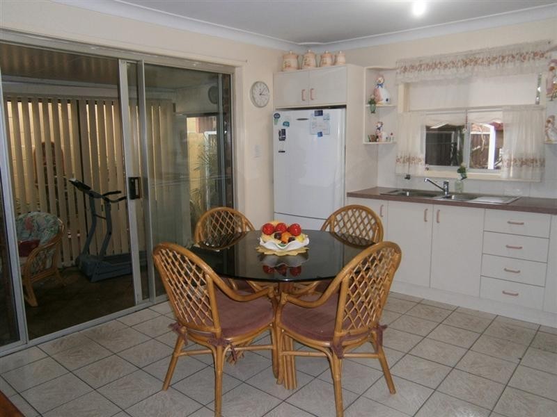 38 Melville, St Clair NSW 2759