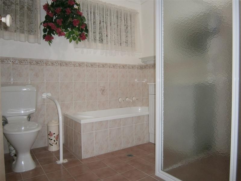 38 Melville, St Clair NSW 2759