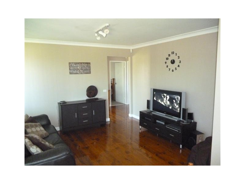 11 Oxford, St Marys NSW 2760