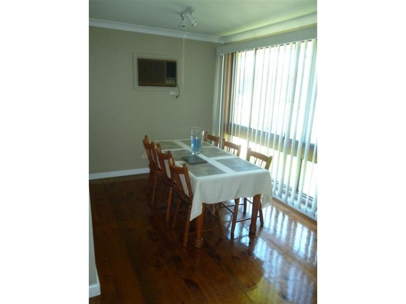 11 Oxford, St Marys NSW 2760
