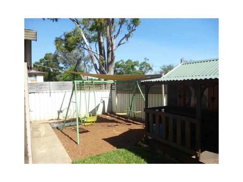 11 Oxford, St Marys NSW 2760