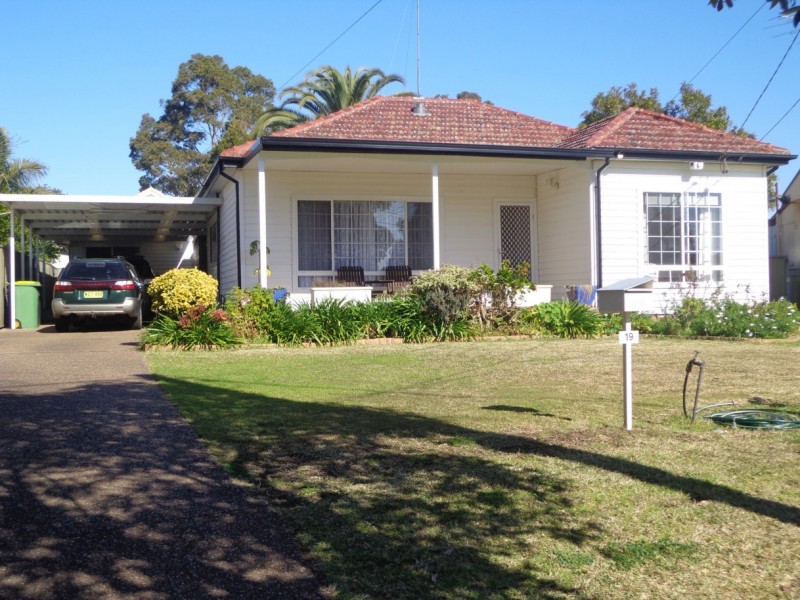 19 Dorothy Crescent, Colyton NSW 2760