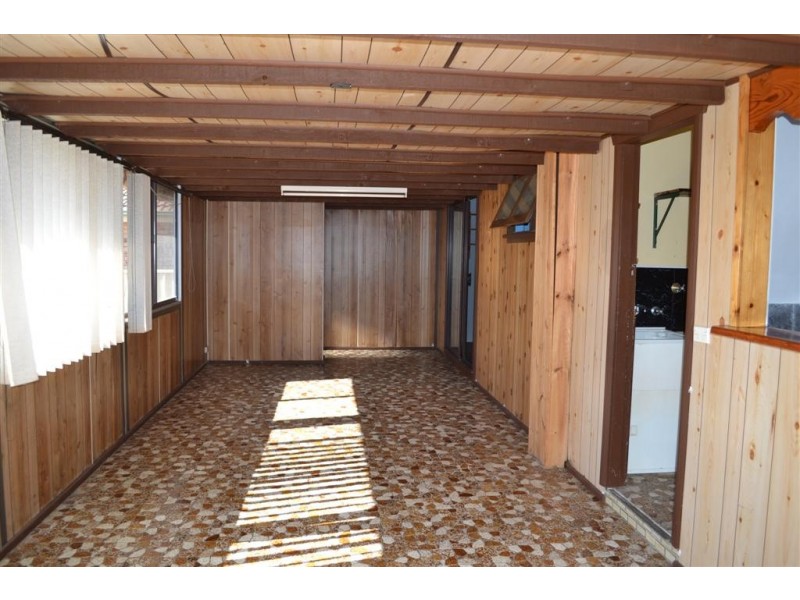 63 Canberra Street, Oxley Park NSW 2760