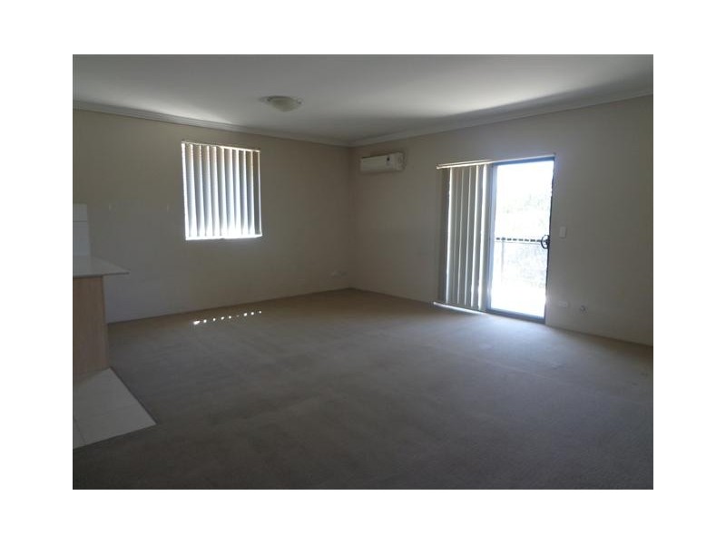 9-13 Dent St, Jamisontown NSW 2750