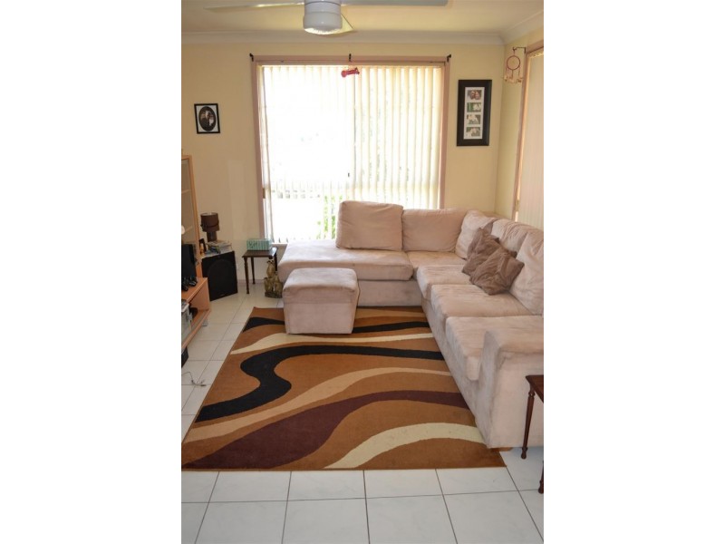 4 Dione Court, St Clair NSW 2759