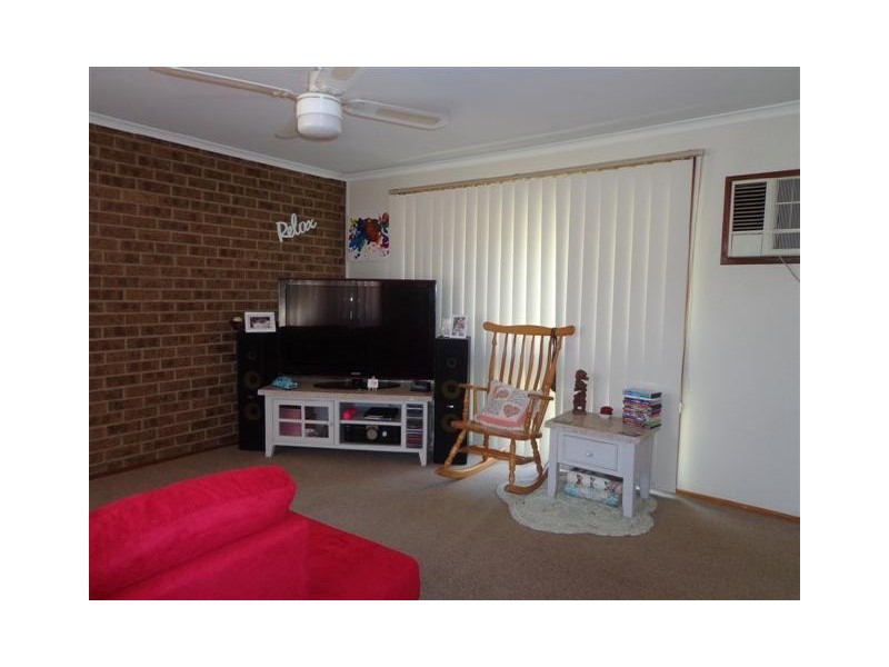 36 Adelaide St, Oxley Park NSW 2760