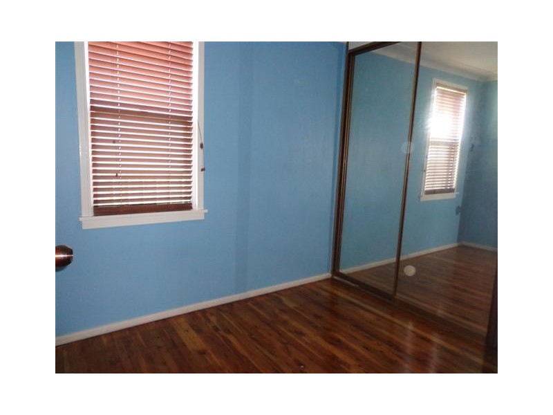 40 Adams Cres, St Marys NSW 2760