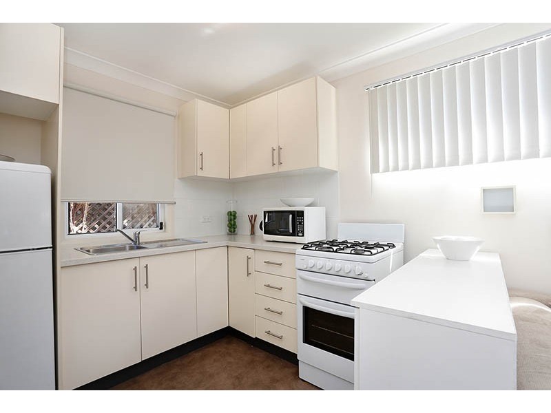 6 Western Crescent, Blacktown NSW 2148