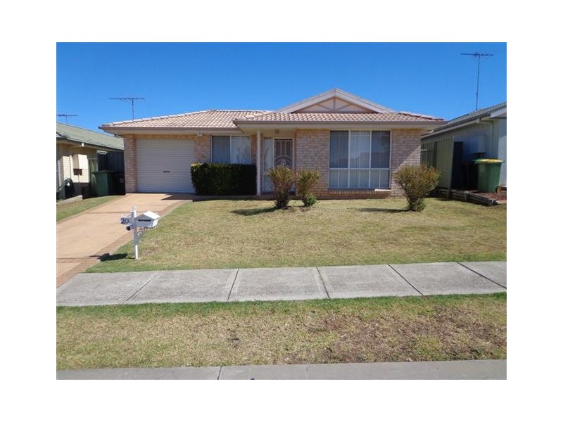 20 Kukundi Dr, Glenmore Park NSW 2745