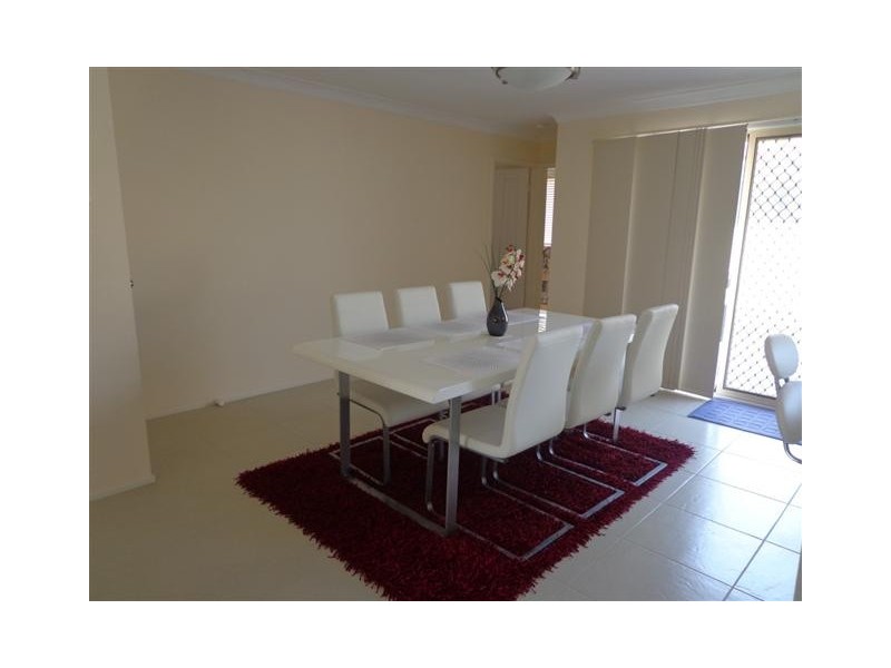 14 Yuroka St, Glenmore Park NSW 2745