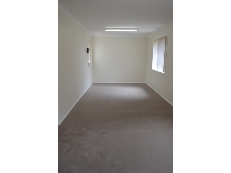 10 Kent Place, Colyton NSW 2760