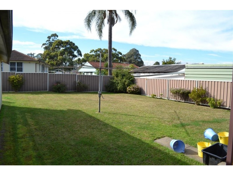 27 Finisterre Road, Whalan NSW 2770
