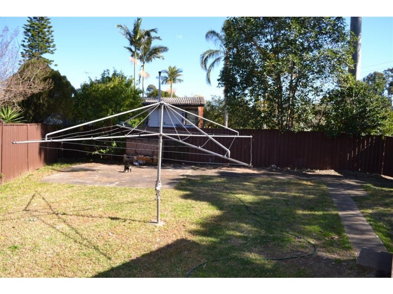 9 Parkes Crescent, Blackett NSW 2770