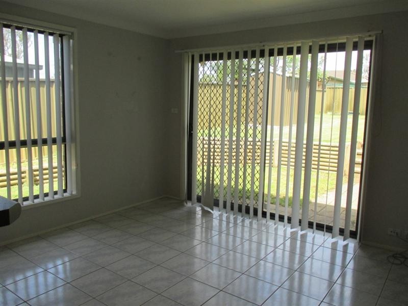 3 Aberdeen St, Cambridge Park NSW 2747