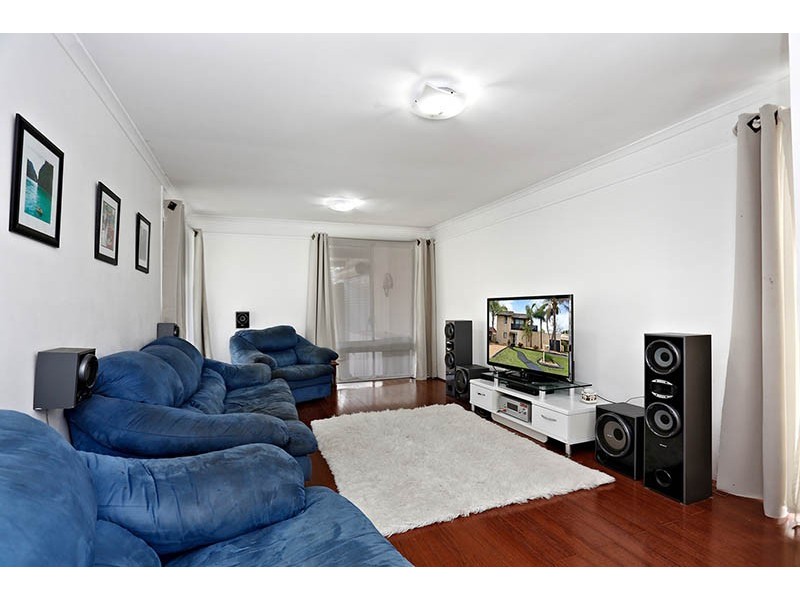 35 Blackwell Avenue, St Clair NSW 2759