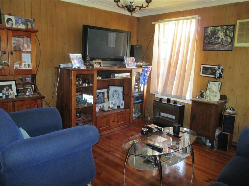 14 Waikanda St, Whalan NSW 2770