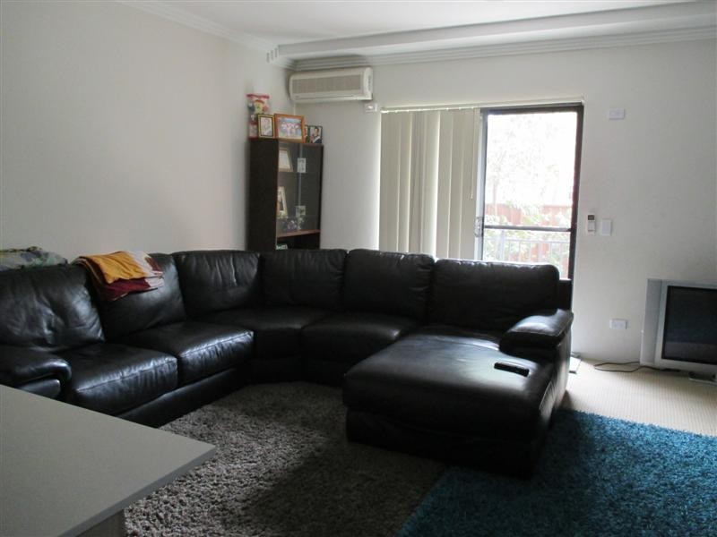 8/2-6 Regentville Road, Jamisontown NSW 2750