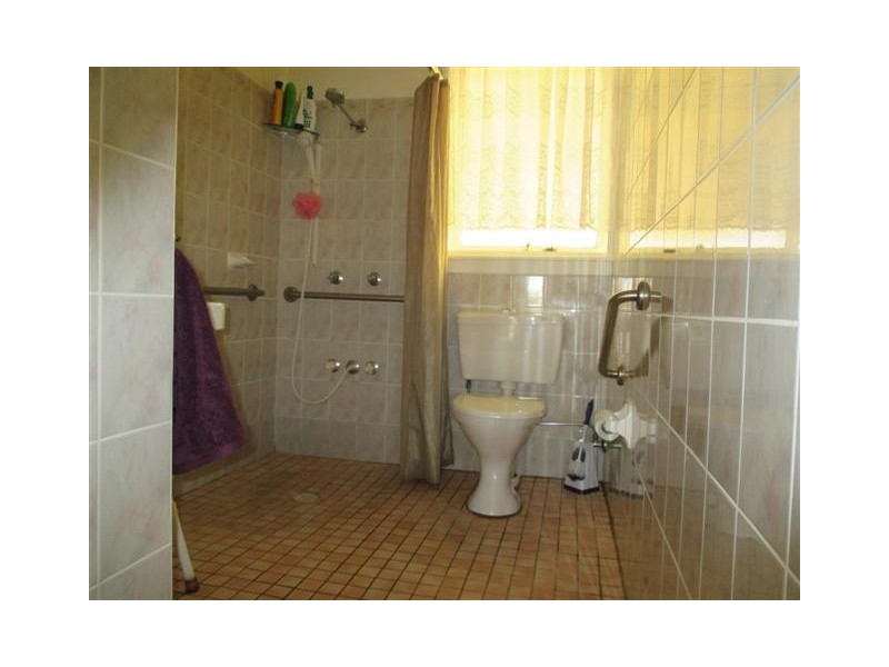 61 Marquesa Cres, Lethbridge Park NSW 2770