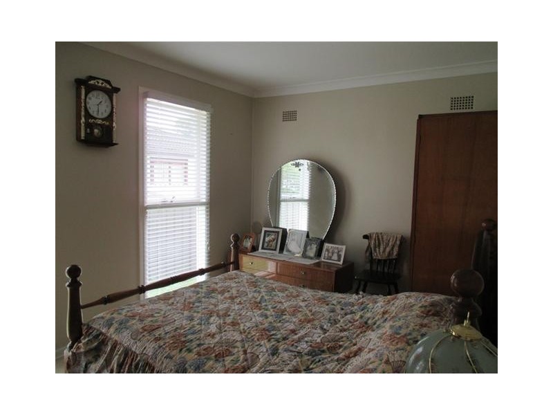 61 Marquesa Cres, Lethbridge Park NSW 2770