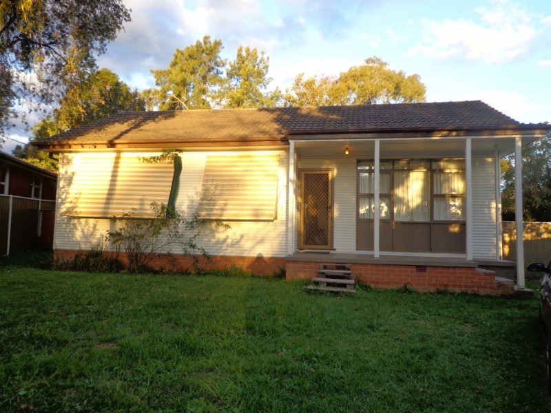 11 inglis Avenue, St Marys NSW 2760