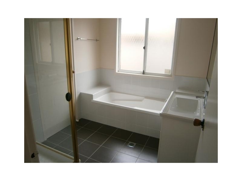 Claremont Meadows NSW 2747