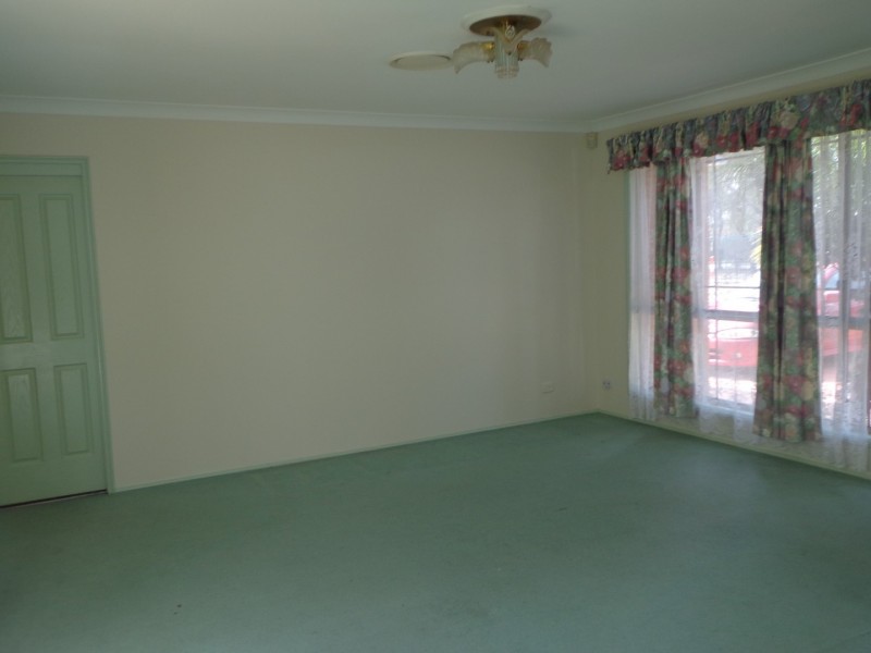 Claremont Meadows NSW 2747