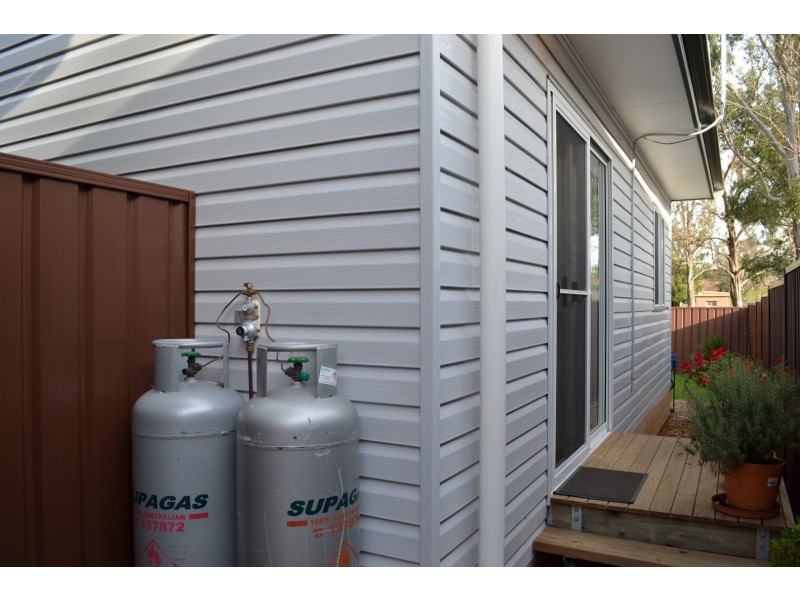 36 Barlow Street, Cambridge Park NSW 2747