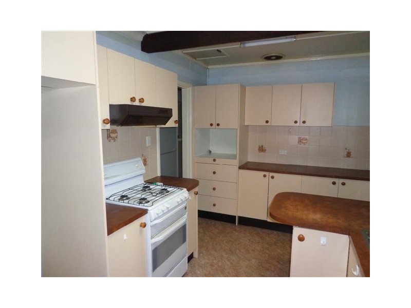 37 Bulolo Drive, Whalan NSW 2770