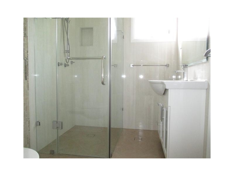 33 Canberra St, Oxley Park NSW 2760