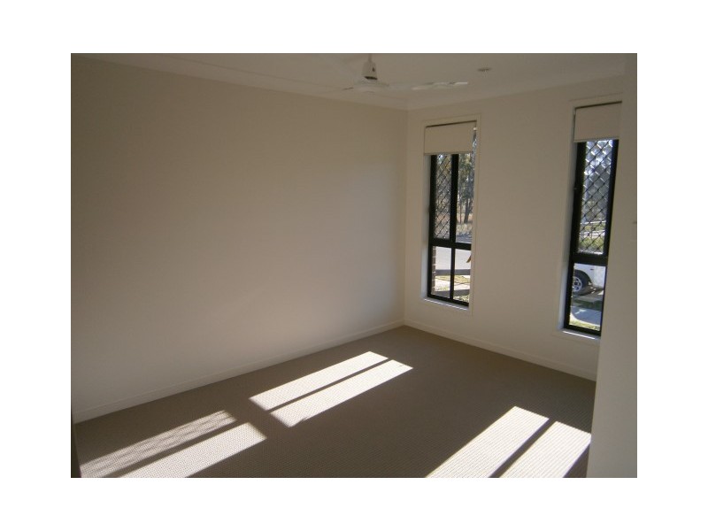 Claremont Meadows NSW 2747