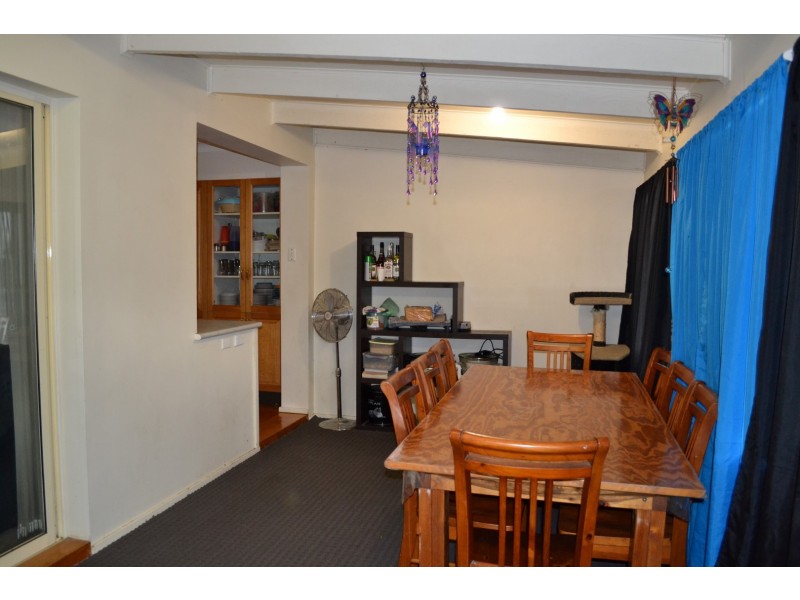 14 Explorers Way, St Clair NSW 2759