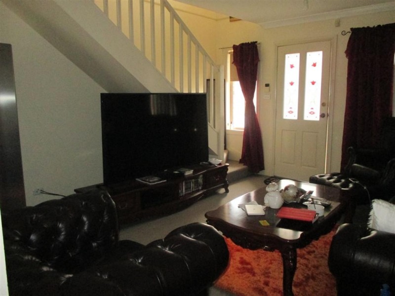 9 Pierce St, Mount Druitt NSW 2770