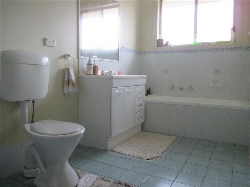 9 Pierce St, Mount Druitt NSW 2770