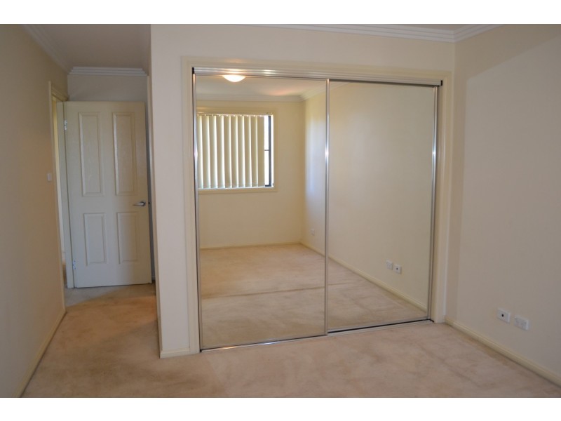 1/28 Noumea St, Lethbridge Park NSW 2770