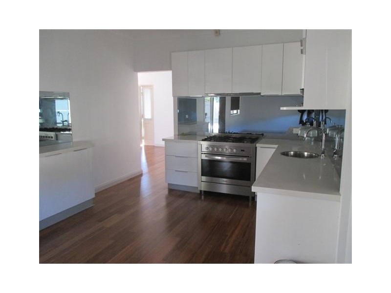 28 Griffiths Ave, North St Marys NSW 2760