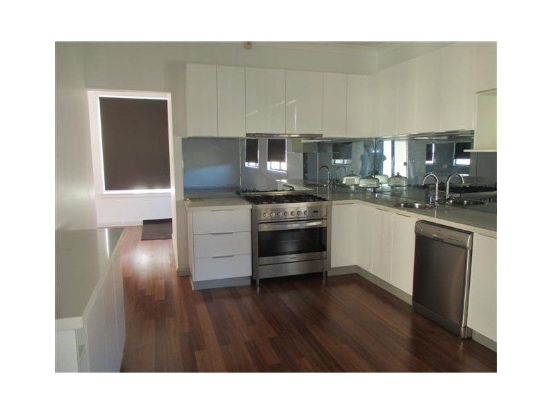 28 Griffiths Ave, North St Marys NSW 2760