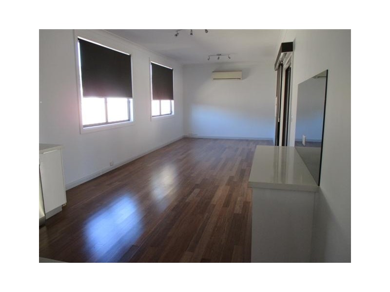 28 Griffiths Ave, North St Marys NSW 2760