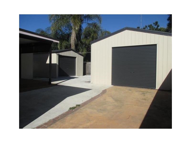 28 Griffiths Ave, North St Marys NSW 2760