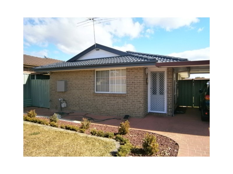 15 Bushlark Place, Claremont Meadows NSW 2747